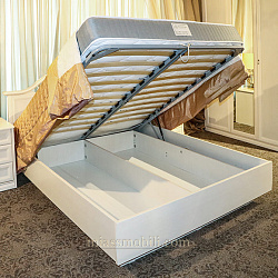 Кровать двойная без ножной спинки с ящиком для белья и КЭ