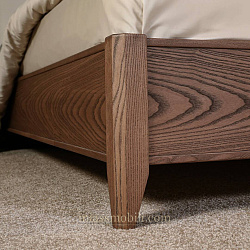 Кровать двойная с мягким элементом без ножной спинки