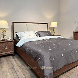 Кровать двойная с мягким элементом без ножной спинки